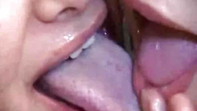 Deepthroat szopást isteni szőke Rebecca Blue családi szexfilmek