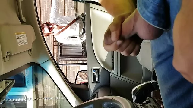 Interracial kibaszott jelenet kanyargós családi pornok vörös hajú Mae Victoriával