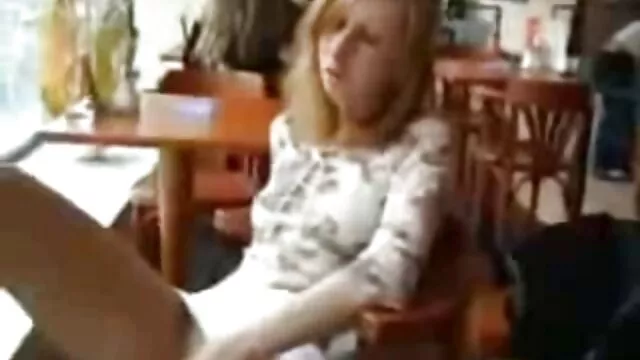 Az olajozott barna édesem teljes ingyen családi szex körű masszázsszolgáltatást kap
