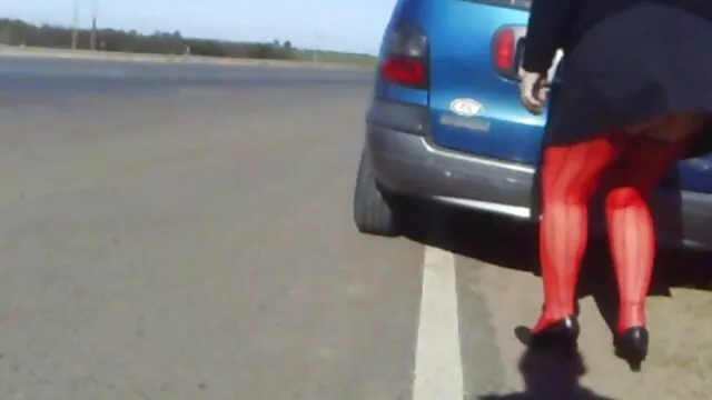 Az érzéki szőke anya piszkos ribancként baszik az edzőteremben családi sex videok