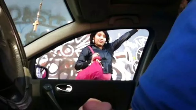 A mámorító argentin kurva Ana Luzt keményen megütik kutyus pozícióban családi sex videok