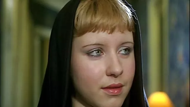 Gonosz busty blondie ad hanyag szopást és baszik amatőr családi szex doggystyle