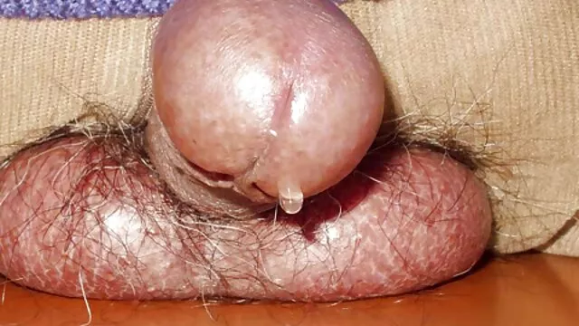 Érzéki csaj nagy természetes mellekkel dühösen családi sex video kint baszik